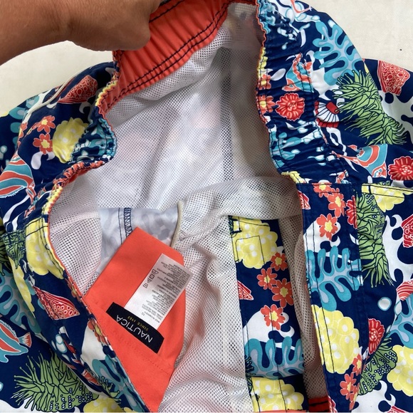 Nautica fish ocean sea life swim trunks. Size XL - Picture 5 of 9